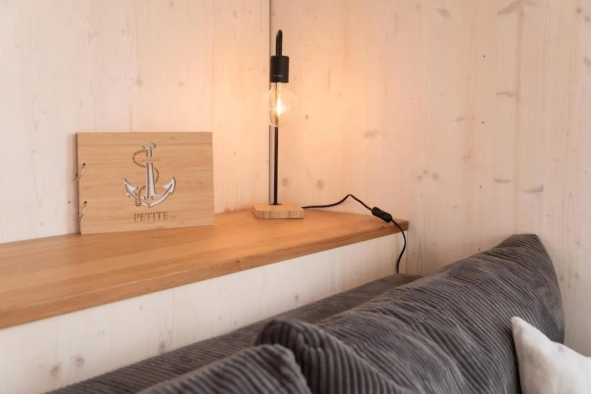 Wohnlich, Hochwertig - Hausboot Petite Mit Kamin Hotel Hamburg Germany